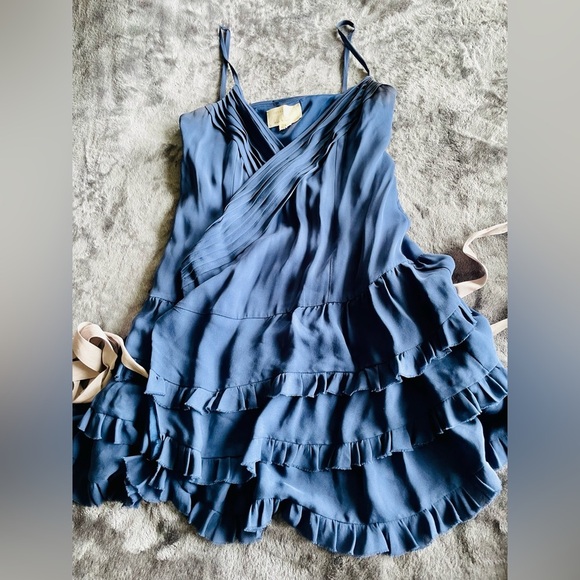 Nicole Miller wrap dress, mini, silk, in navy with ruffles, size 6 - Picture 2 of 7